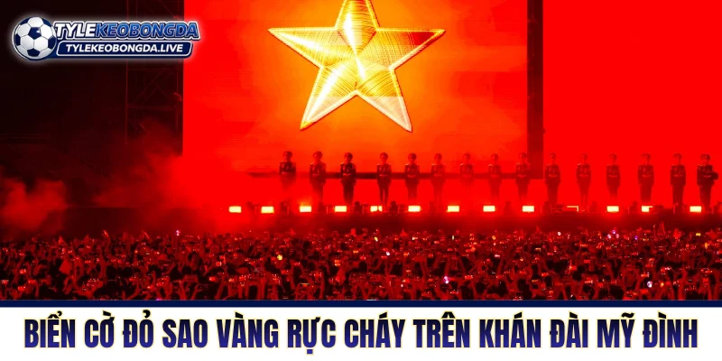 Vô Địch ĐNA - Thánh Địa Tiểu Xảo Và Không Khoan Nhượng 1 Biển cờ đỏ sao vàng rực cháy trên khán đài Mỹ Đình